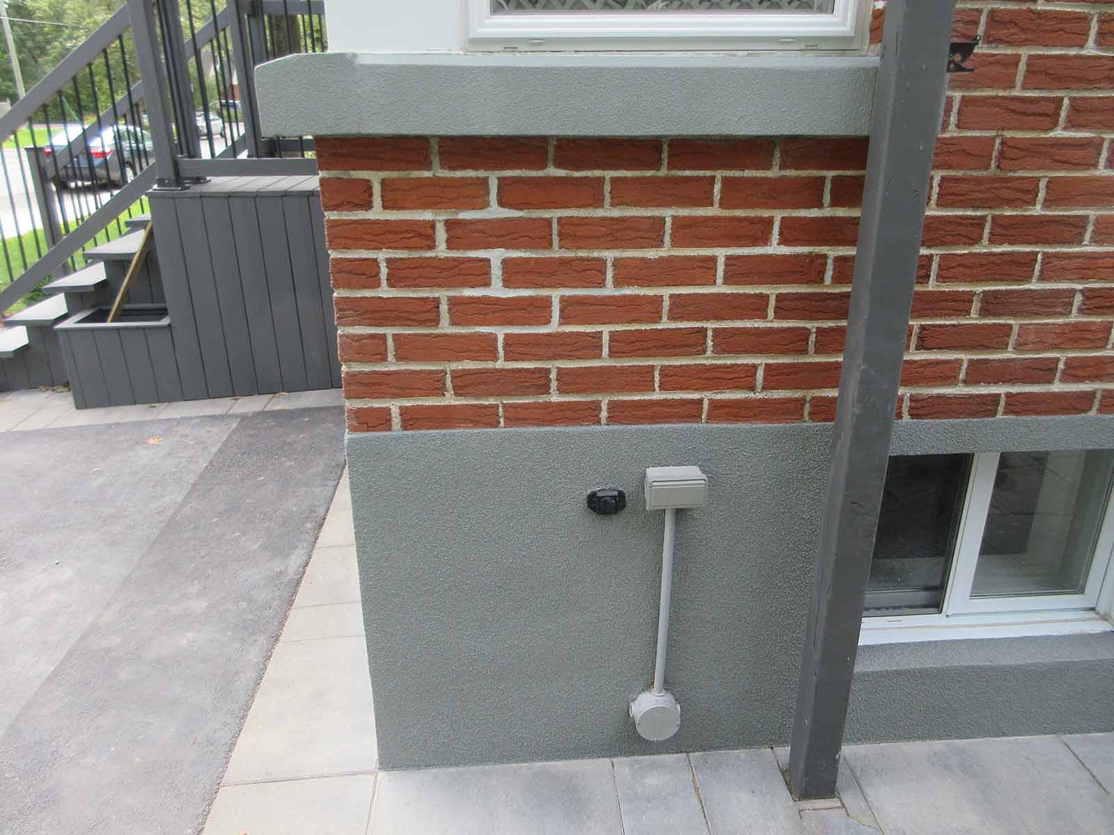 After revêtement de crépi